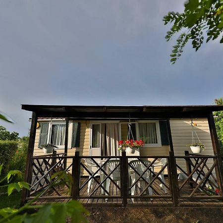 Mobile Home Grbe Nin Luaran gambar