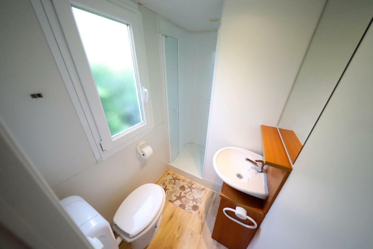 Mobile Home Grbe Nin Luaran gambar