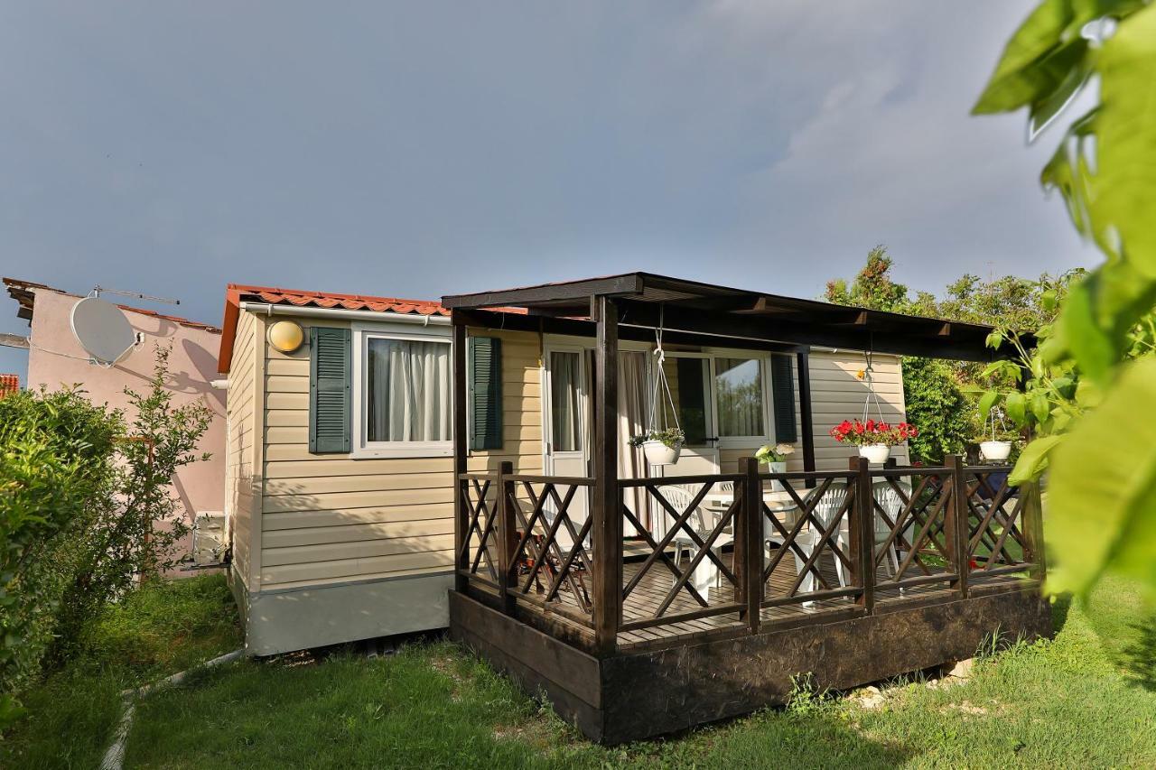 Mobile Home Grbe Nin Luaran gambar