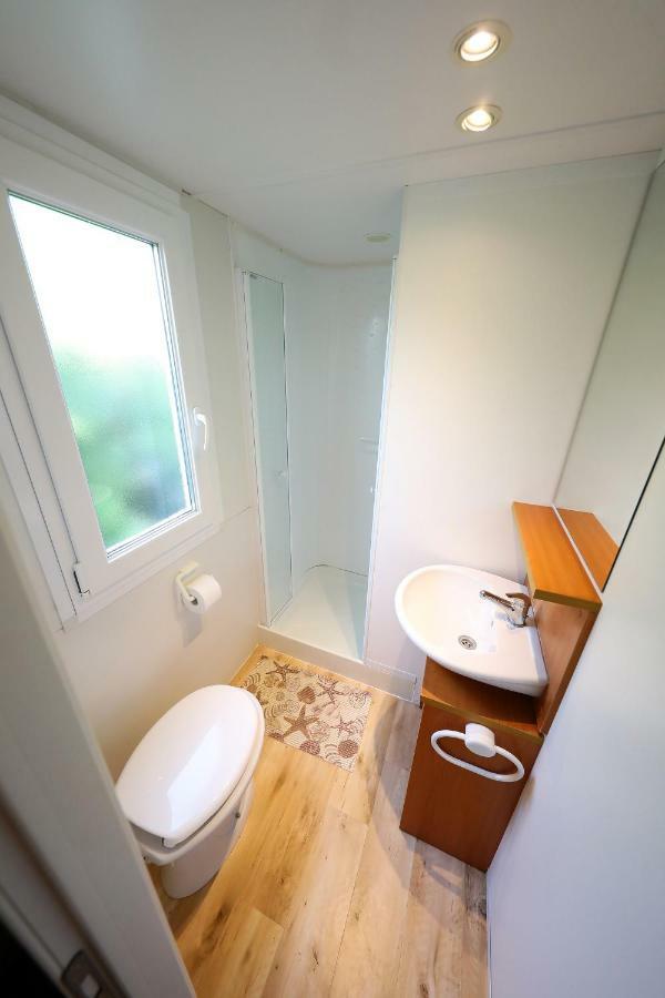 Mobile Home Grbe Nin Luaran gambar