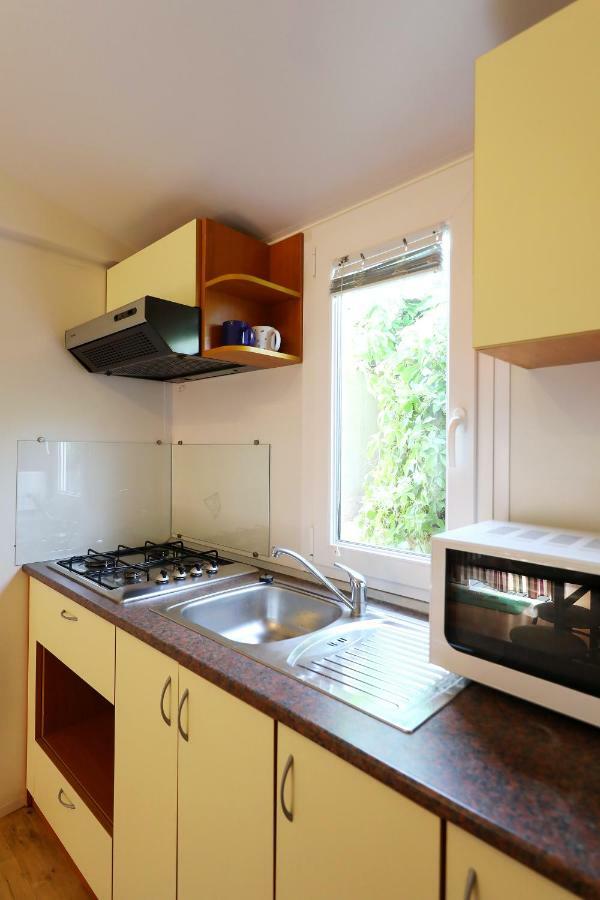 Mobile Home Grbe Nin Luaran gambar